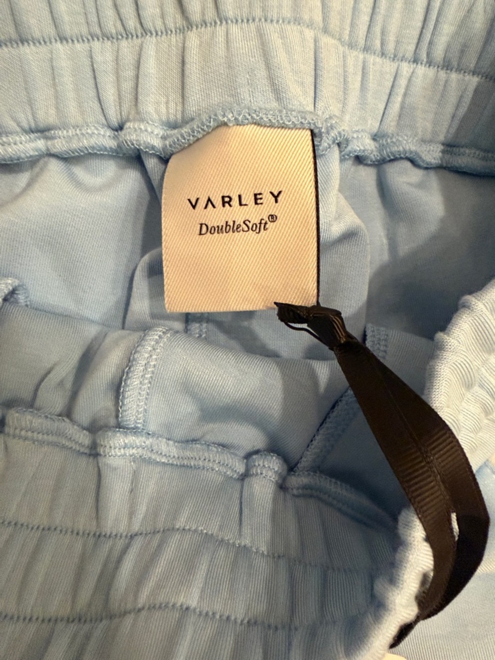 Varley Barnes High Rise Short - Picture 6 of 12